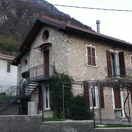 公寓 La Casa Di Imelde Oliveto Lario